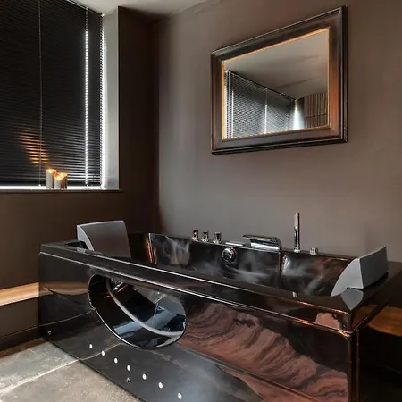 Encorps Nuit, Jacuzzi, Centre Gare Congres, Parking Apartment