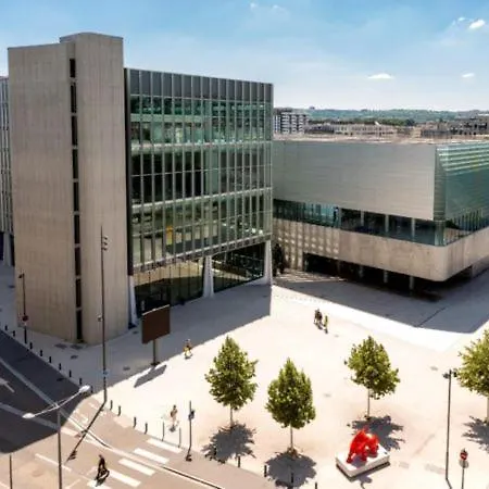 Apartment Encorps Nuit, Jacuzzi, Centre Gare Congres, Parking Nancy