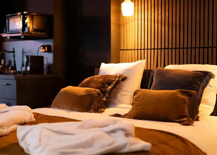 Encorps Nuit, Jacuzzi, Centre Gare Congres, Parking 公寓 *